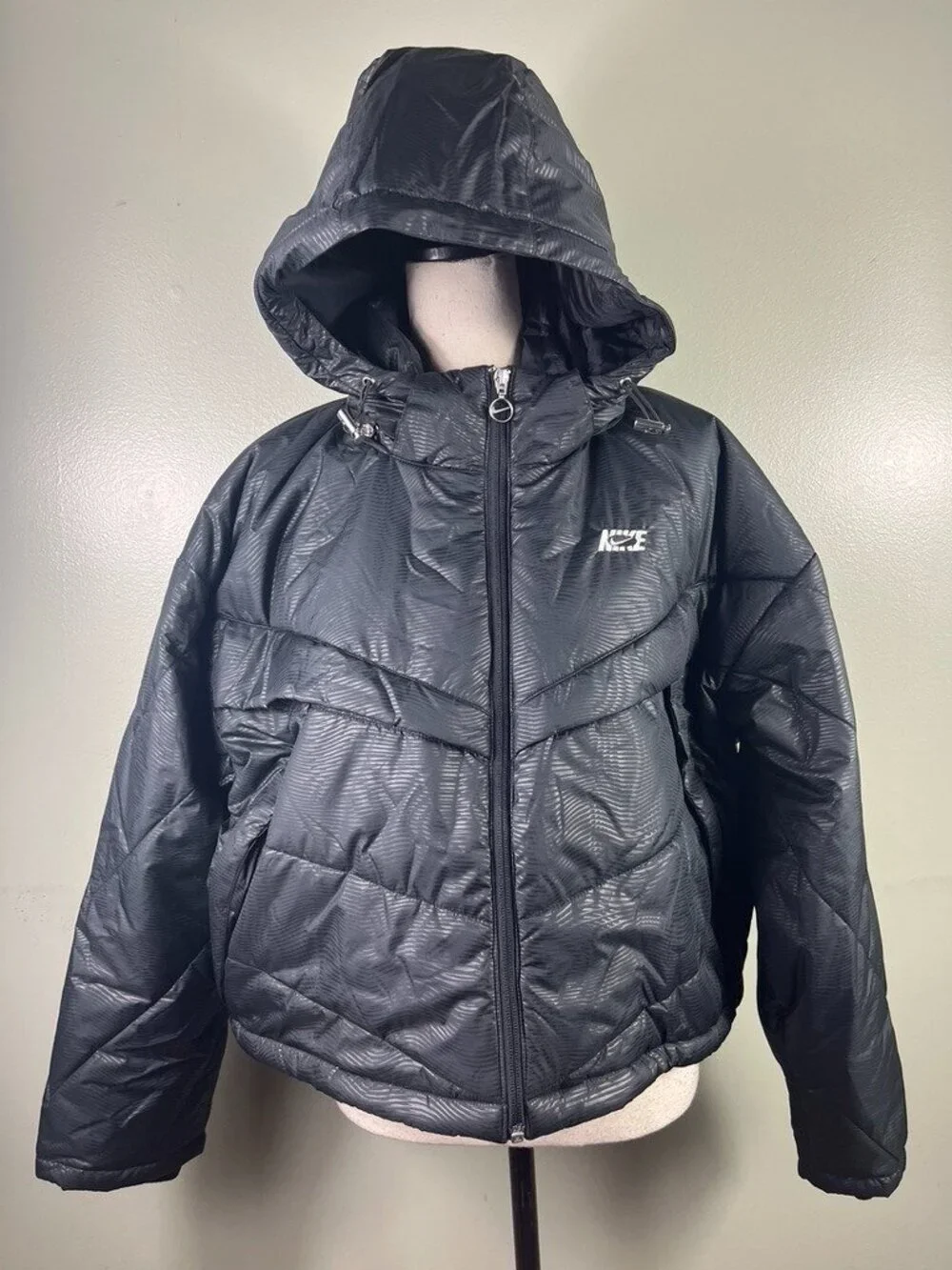 Nike Women's Black Therma-Fit Clash Icon Hoodie Jacket Loose Fit SZ L